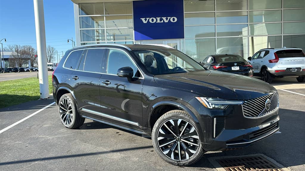 2026 Volvo XC90 - Image 2
