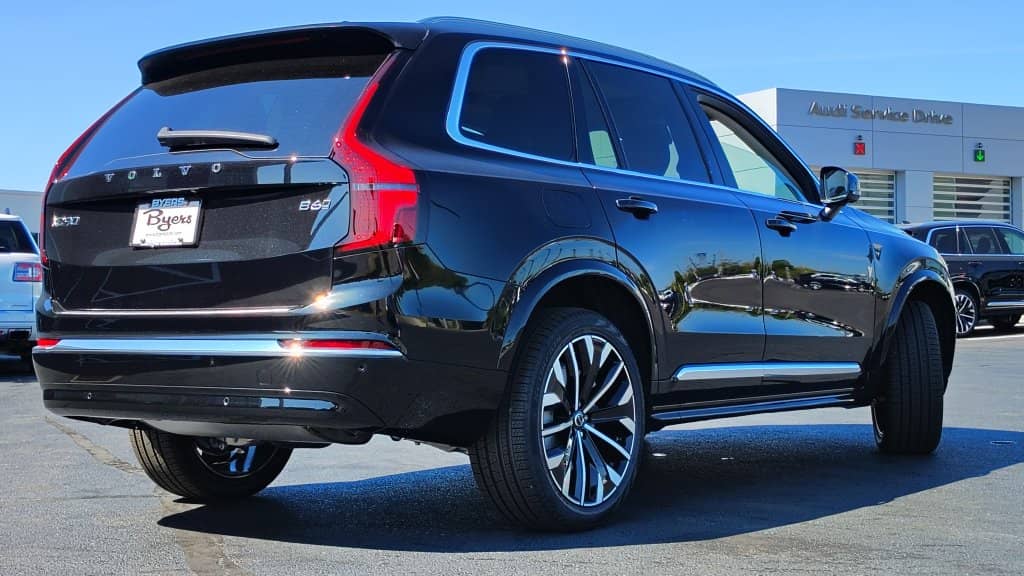 2026 Volvo XC90 - Image 3