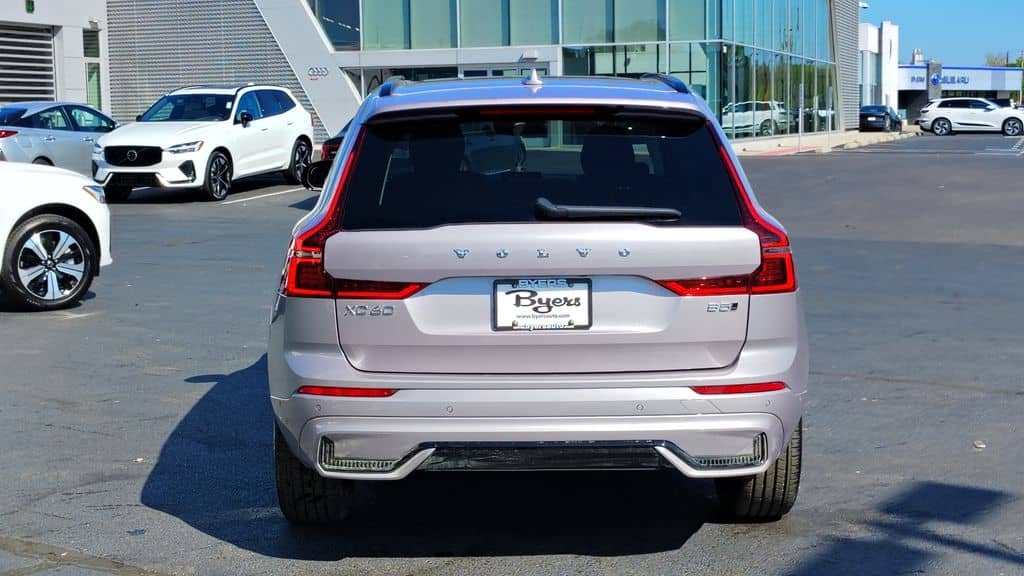 2026 Volvo XC60 - Image 31