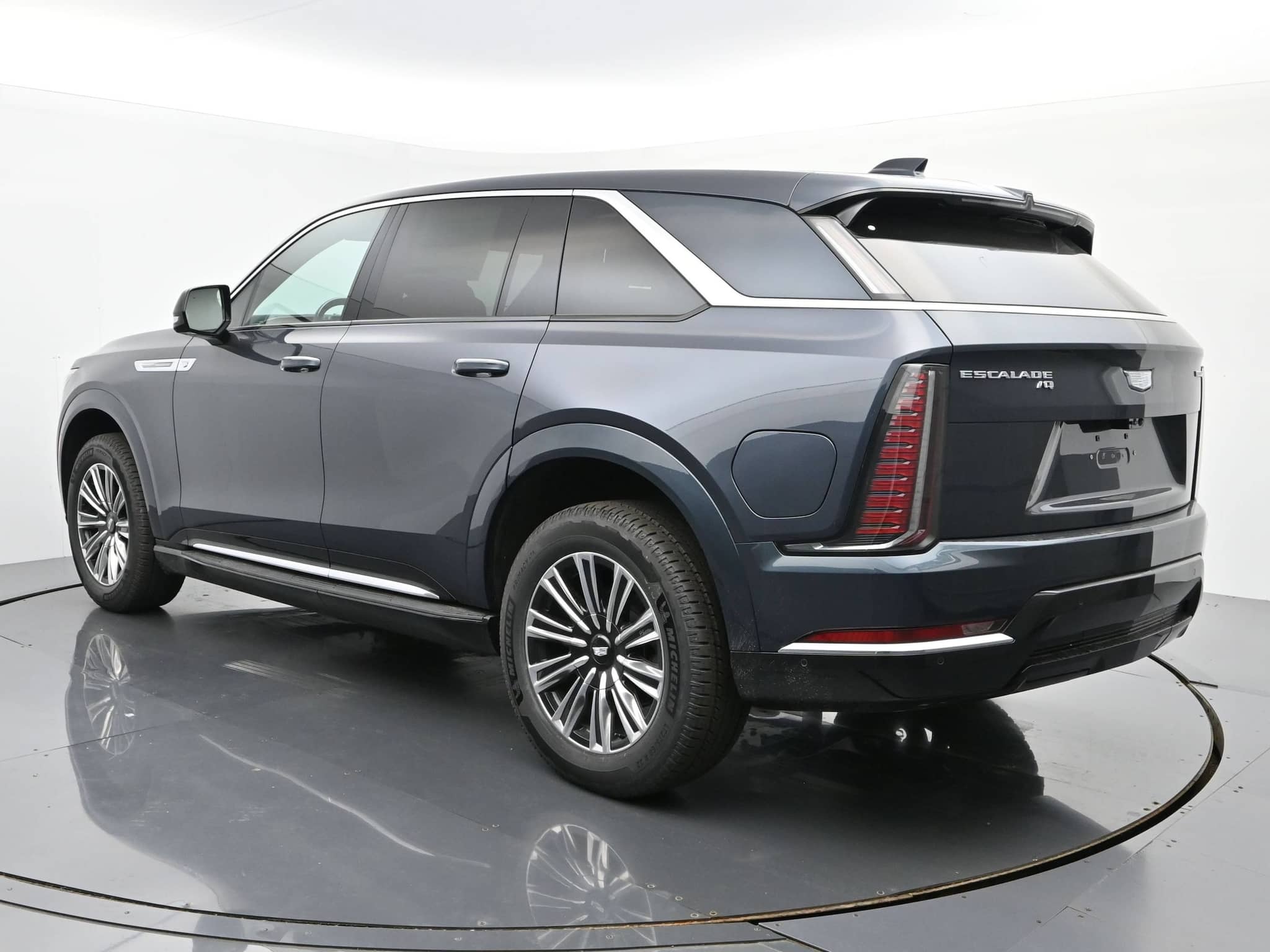 2026 Cadillac Escalade IQ - Image 3