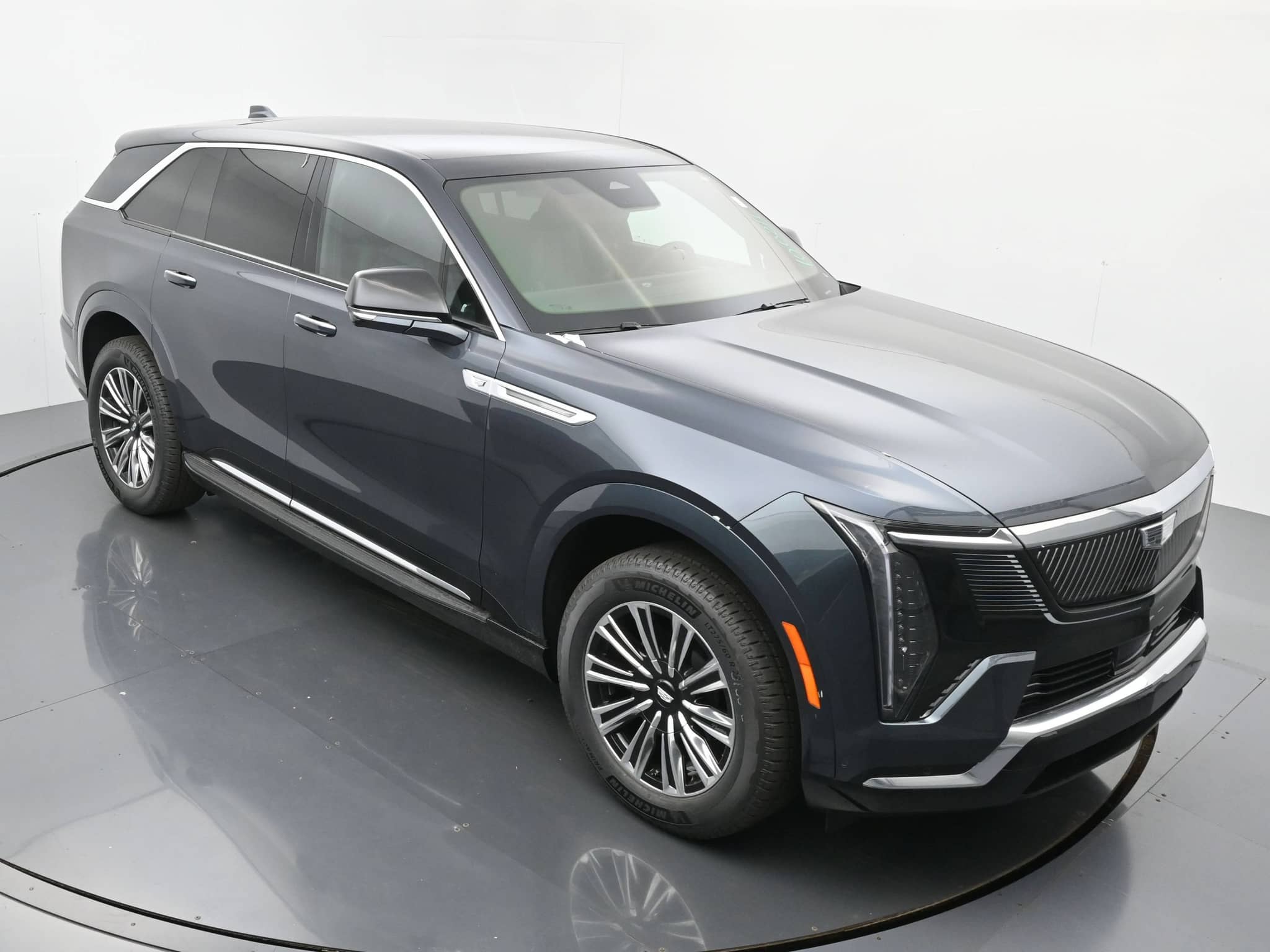 2026 Cadillac Escalade IQ - Image 29