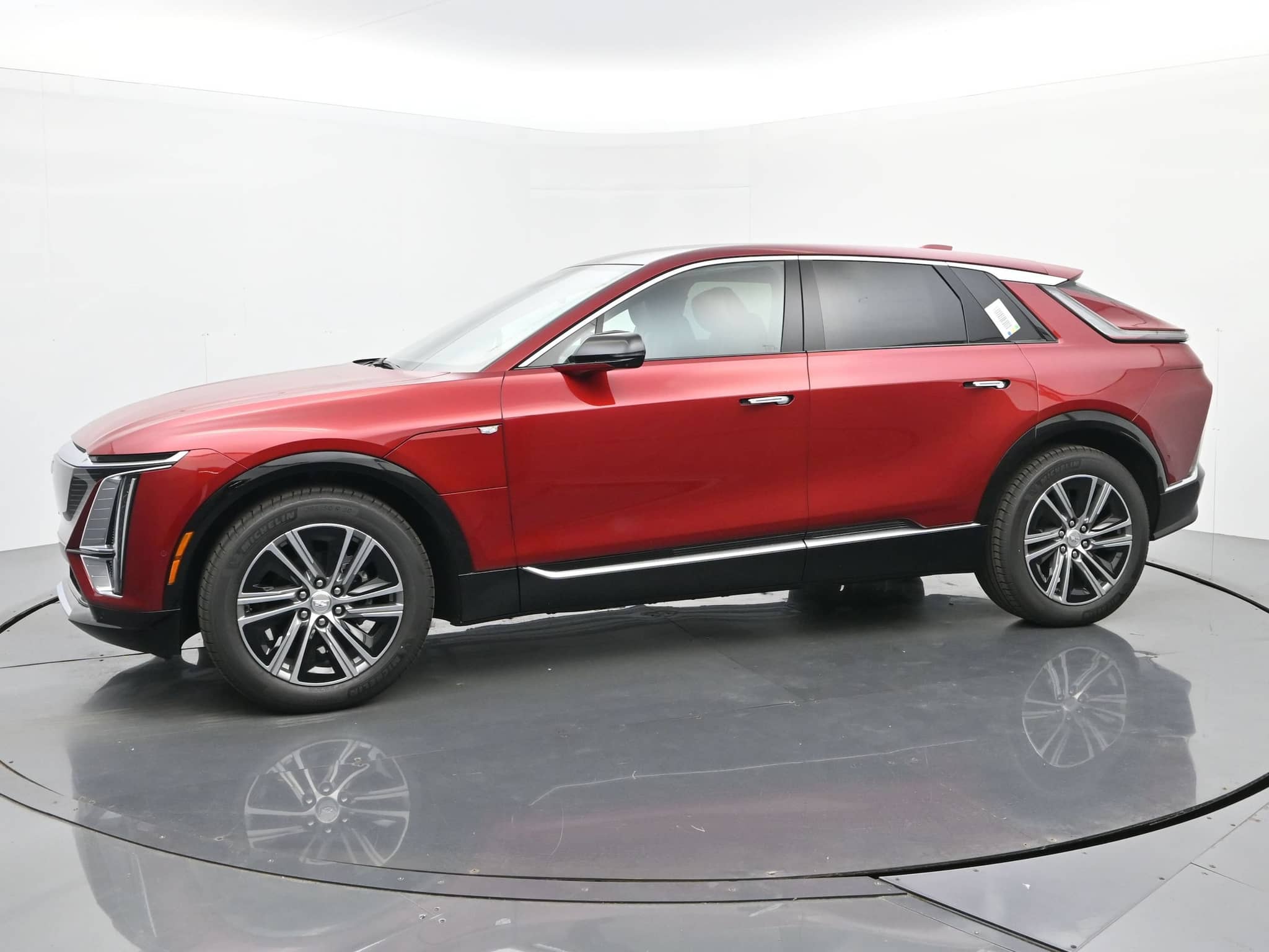 2026 Cadillac LYRIQ - Image 2