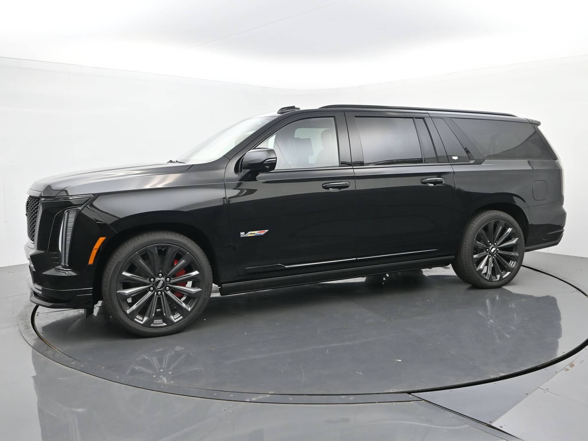 2026 Cadillac Escalade ESV - Image 2