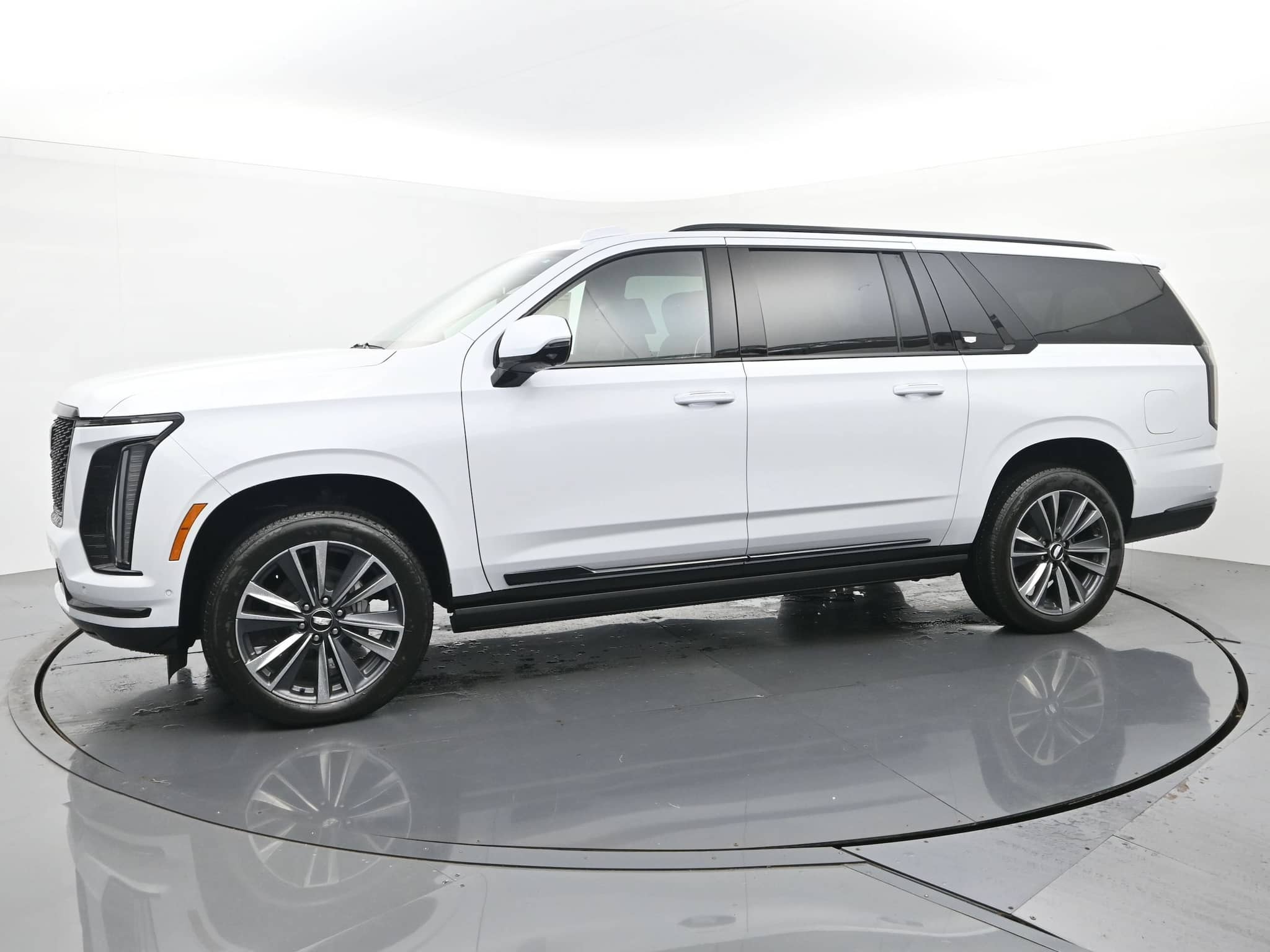 2026 Cadillac Escalade ESV - Image 2