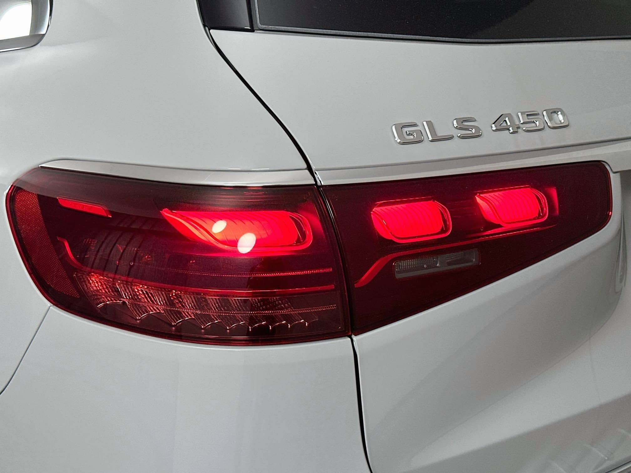 2026 Mercedes-Benz GLS - Image 40