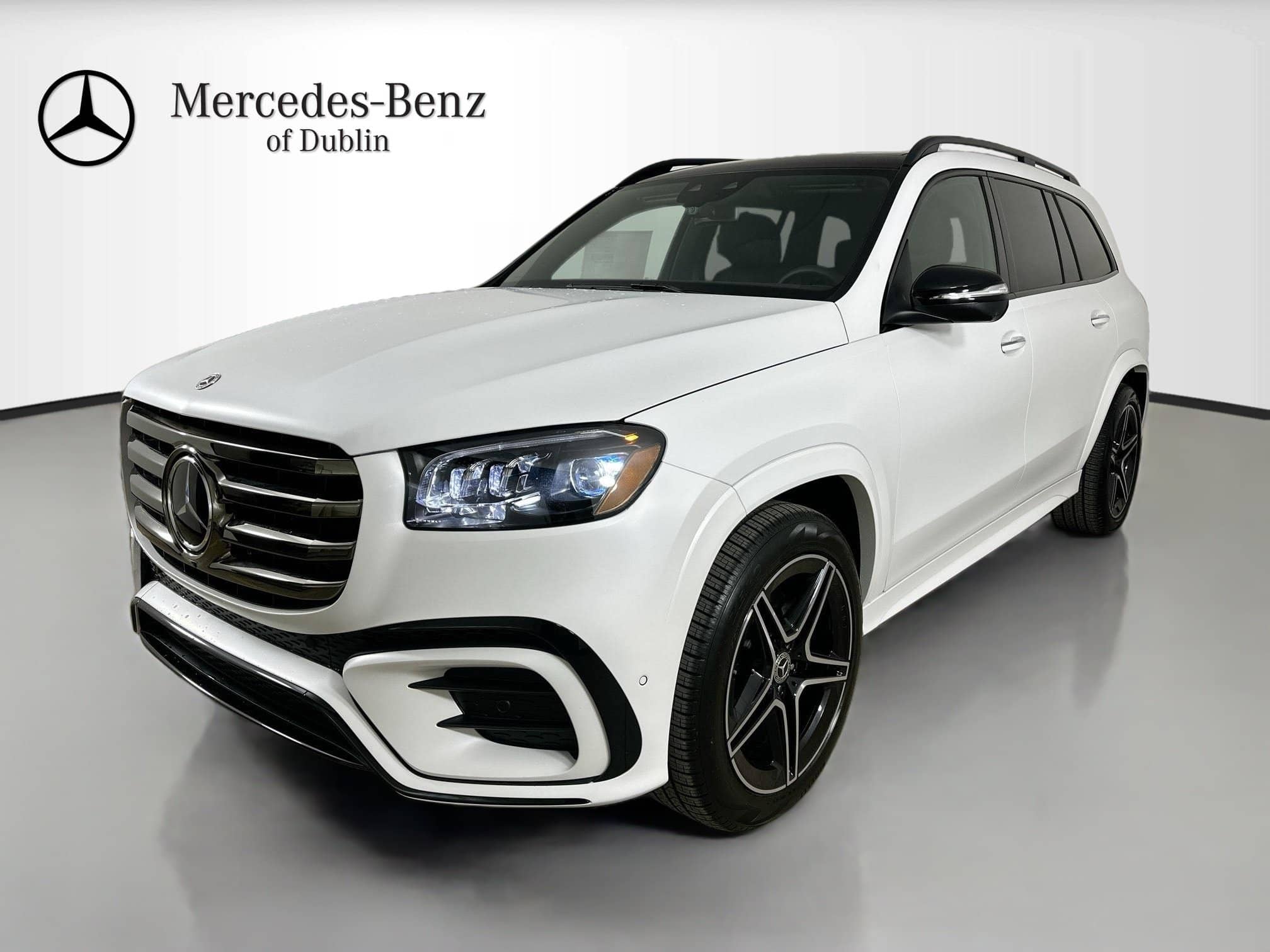 2026 Mercedes-Benz GLS - Image 1
