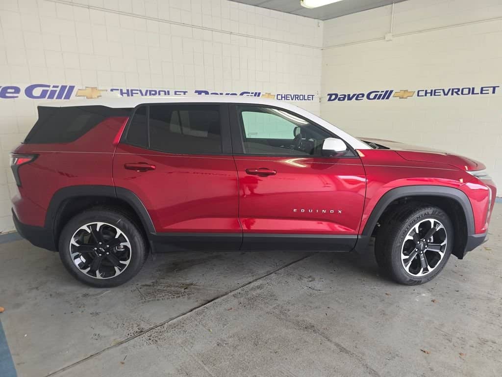 2026 Chevrolet Equinox - Image 3
