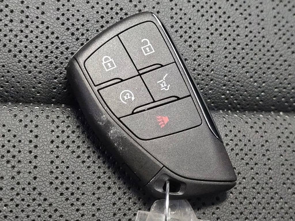 2027 Chevrolet Equinox - Image 30