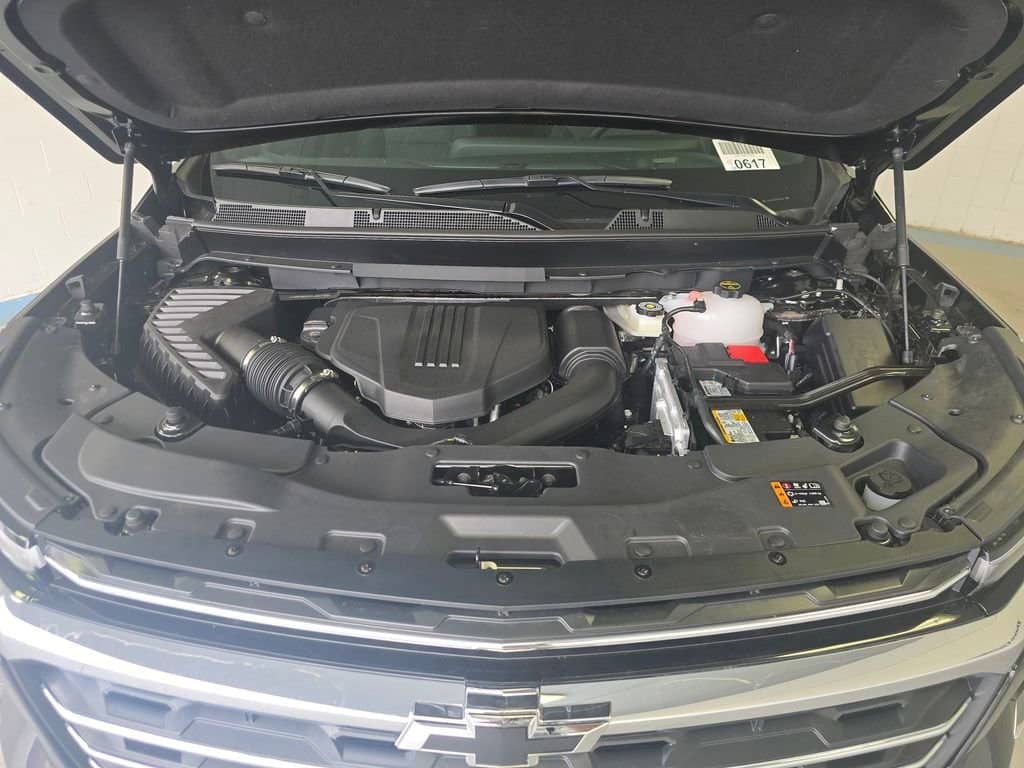 2026 Chevrolet Traverse - Image 32