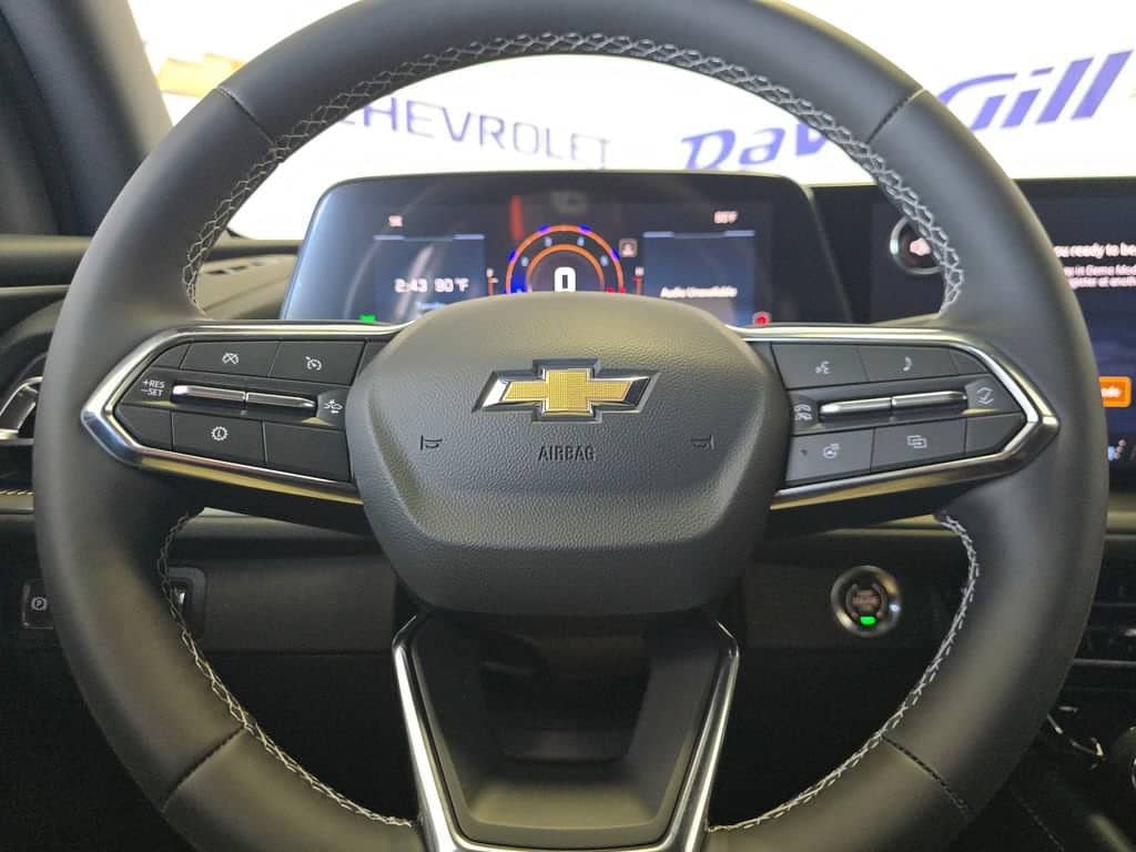 2026 Chevrolet Traverse - Image 2