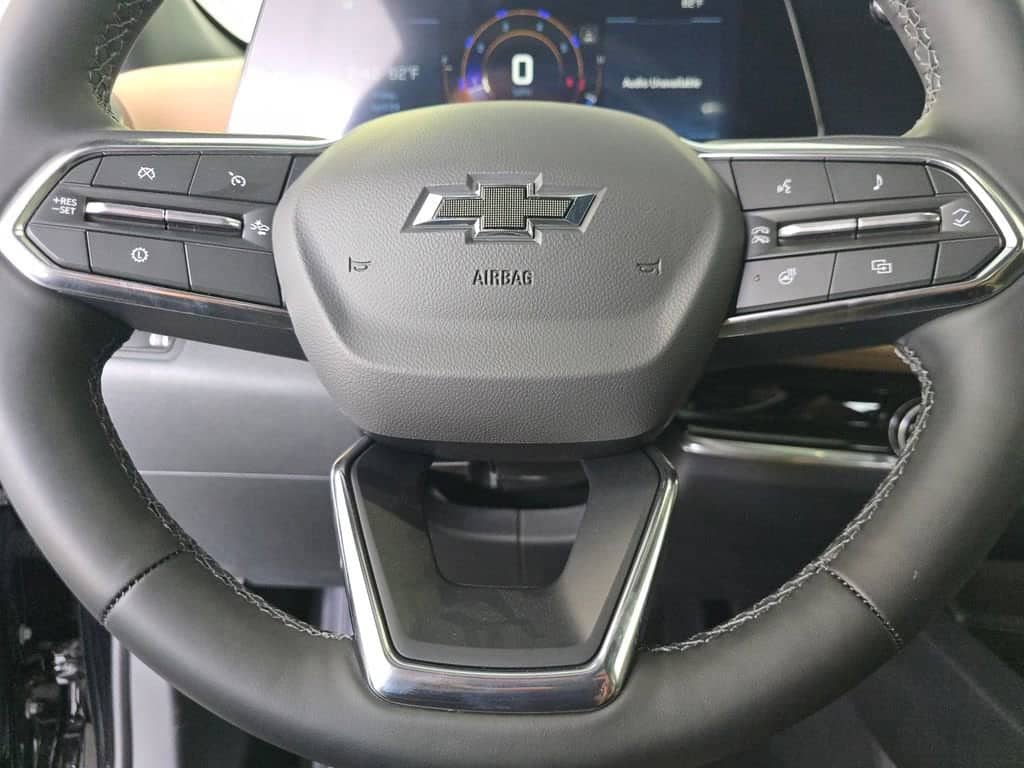 2026 Chevrolet Equinox - Image 2