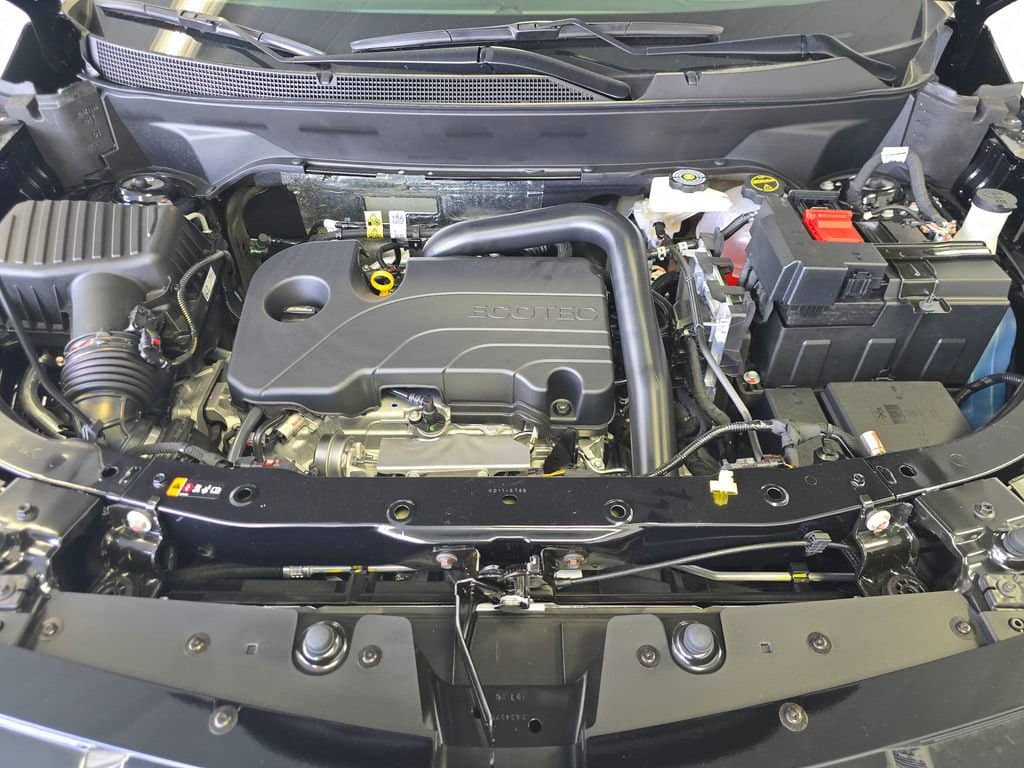2027 Chevrolet Equinox - Image 31