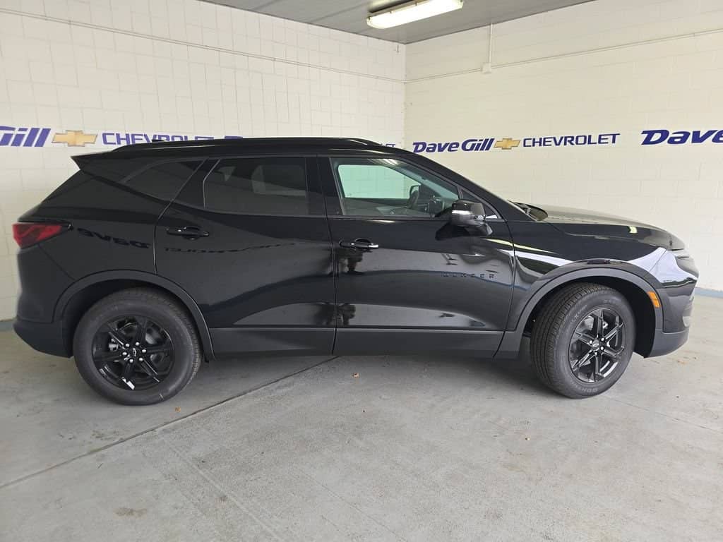 2026 Chevrolet Blazer - Image 3