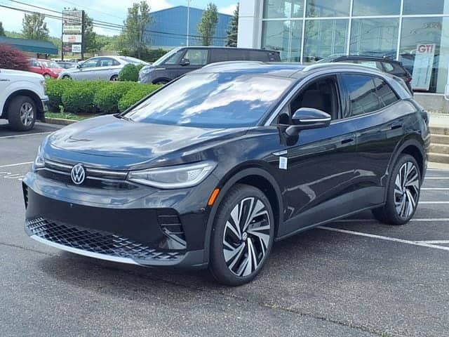 2025 Volkswagen ID.4 - Image 2