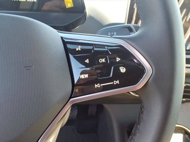 2025 Volkswagen ID.4 - Image 21