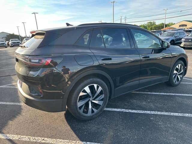 2026 Volkswagen ID.4 - Image 3