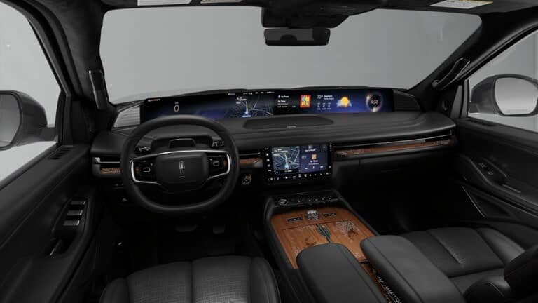 2026 Lincoln Navigator - Image 41