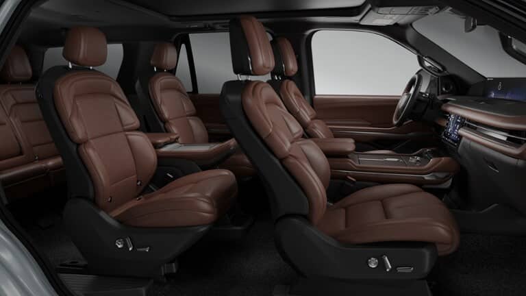 2026 Lincoln Navigator - Image 6