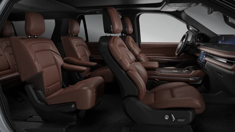 2026 Lincoln Navigator - Image 6