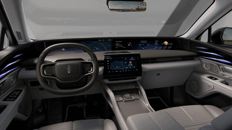 2026 Lincoln Nautilus - Image 7