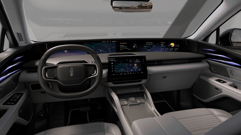 2026 Lincoln Nautilus - Image 7