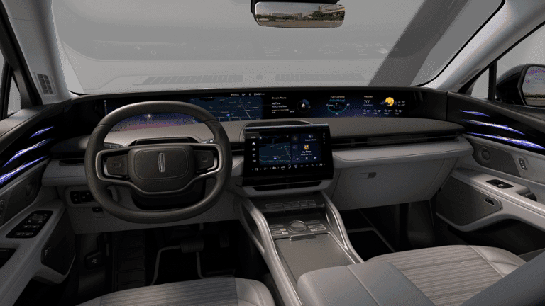 2026 Lincoln Nautilus - Image 29