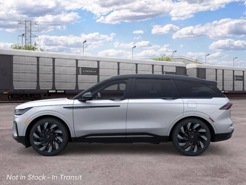 2026 Lincoln Nautilus - Image 3