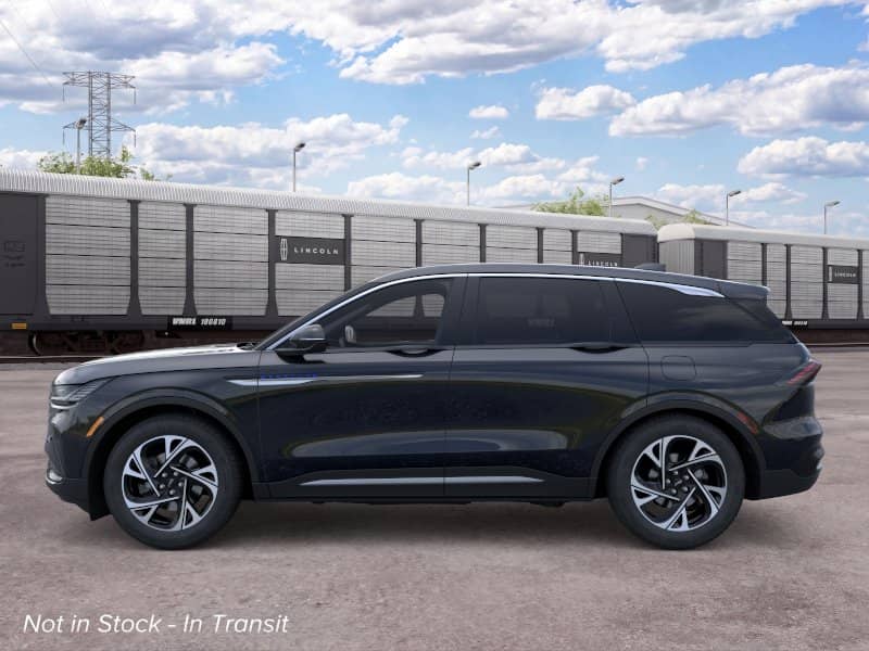 2026 Lincoln Nautilus - Image 3