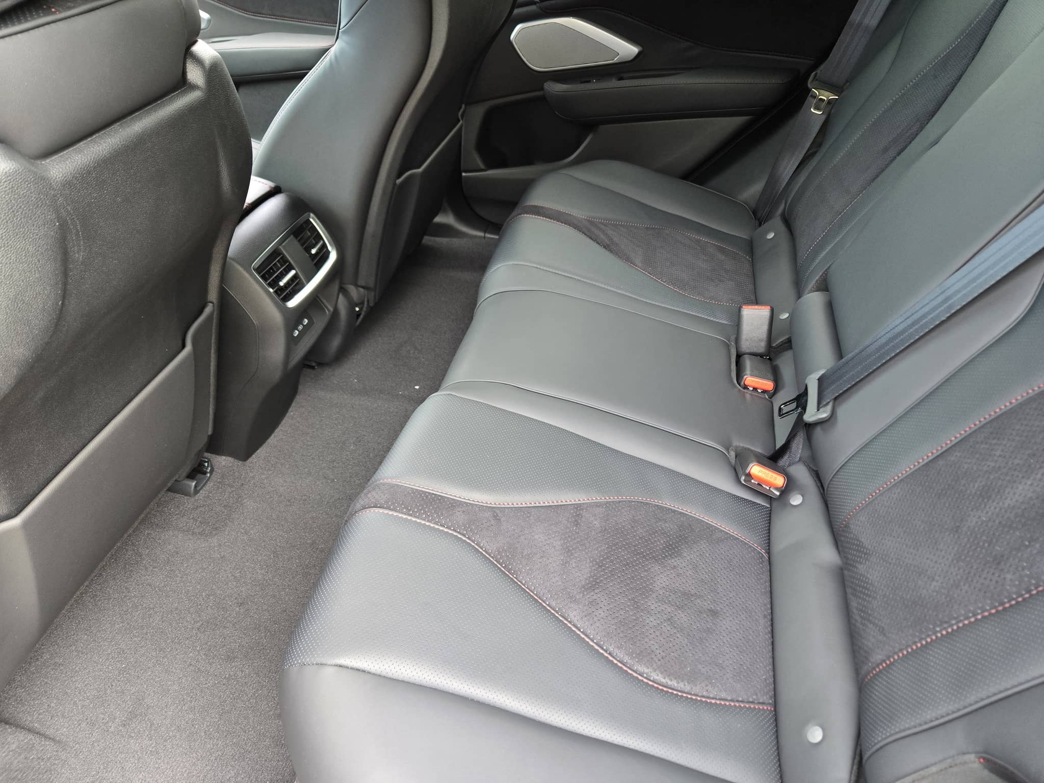 2026 Acura RDX - Image 19