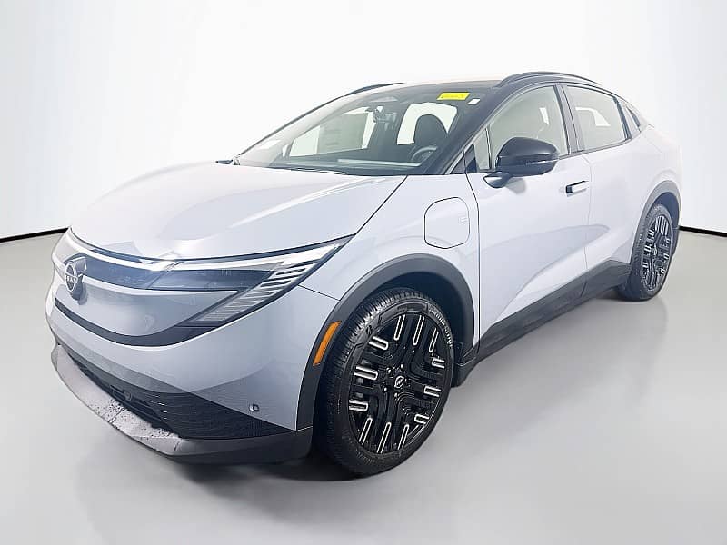 2026 Nissan LEAF - Image 3