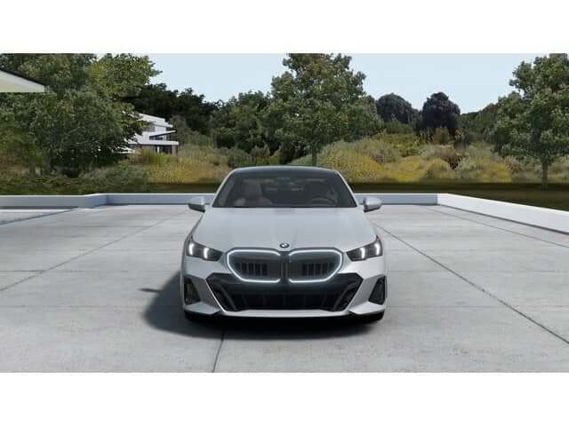 2027 BMW 5 Series - Image 3