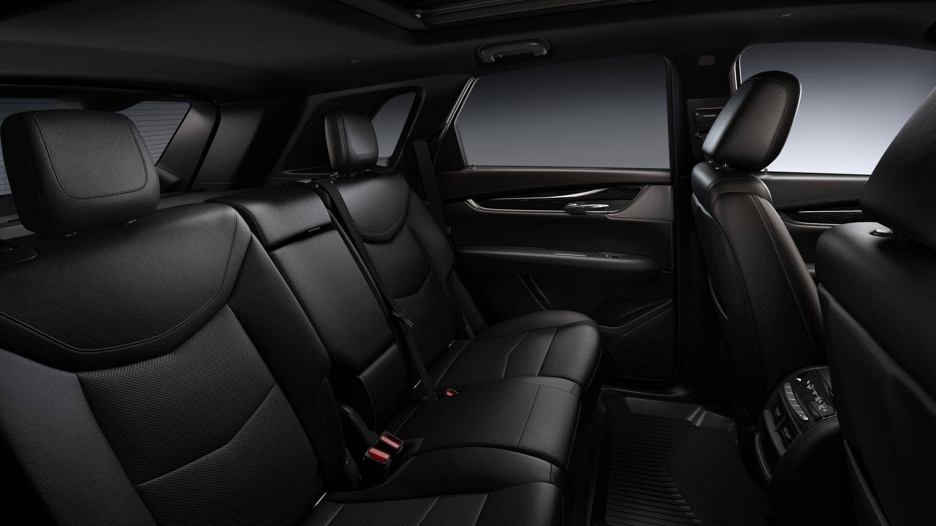 2026 Cadillac XT5 - Image 10