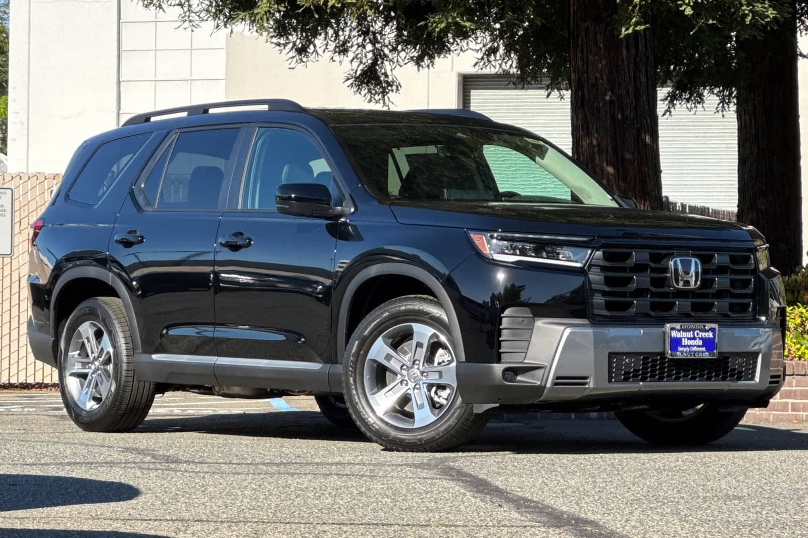 2026 Honda Pilot - Image 2