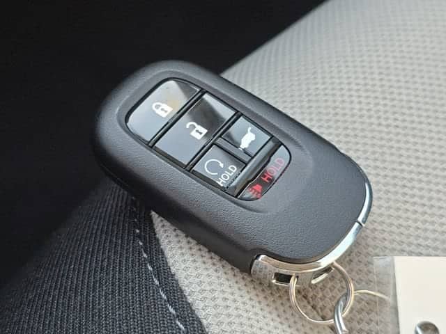 2026 Honda CR-V - Image 32