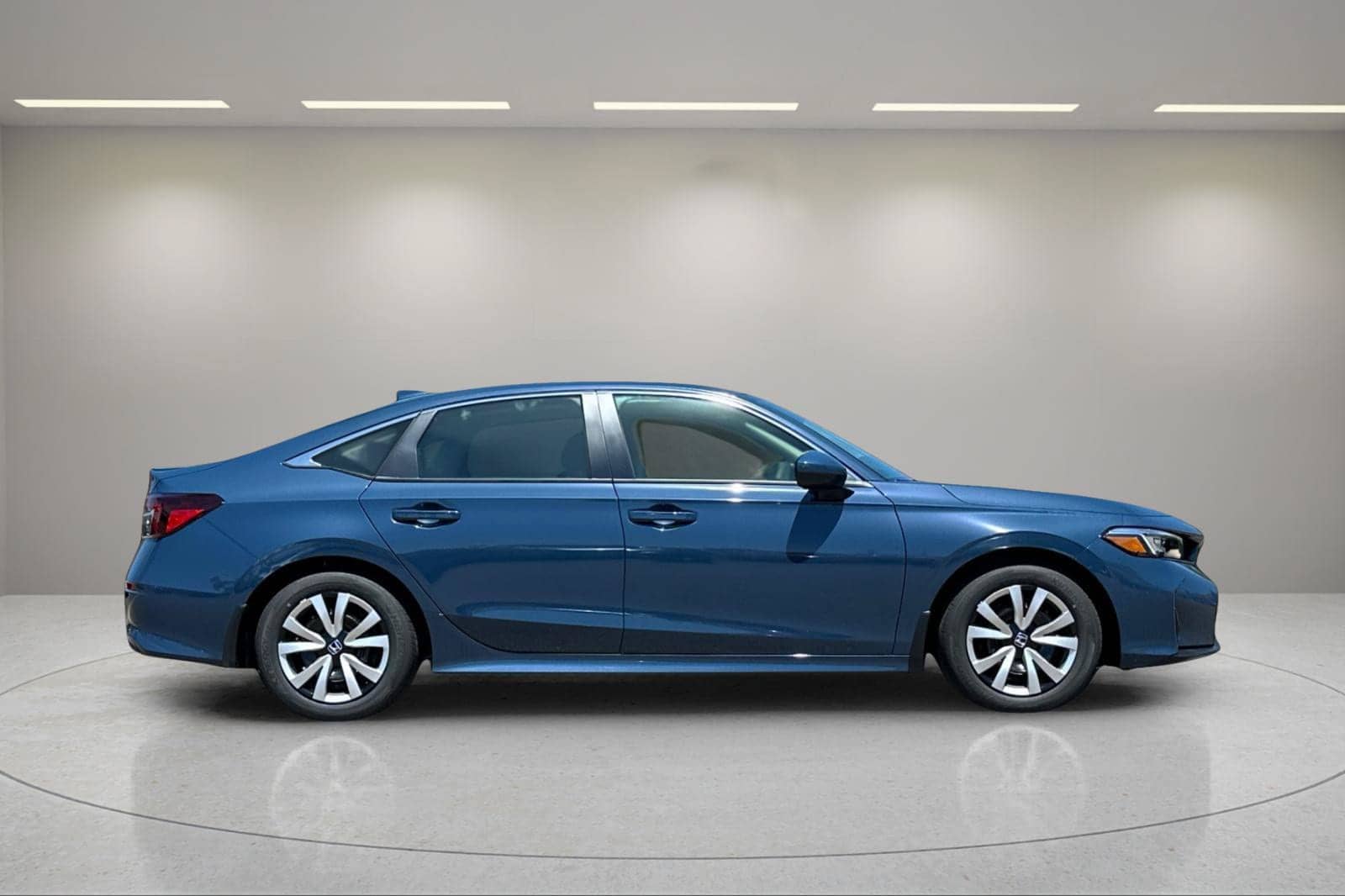 2026 Honda Civic - Image 2
