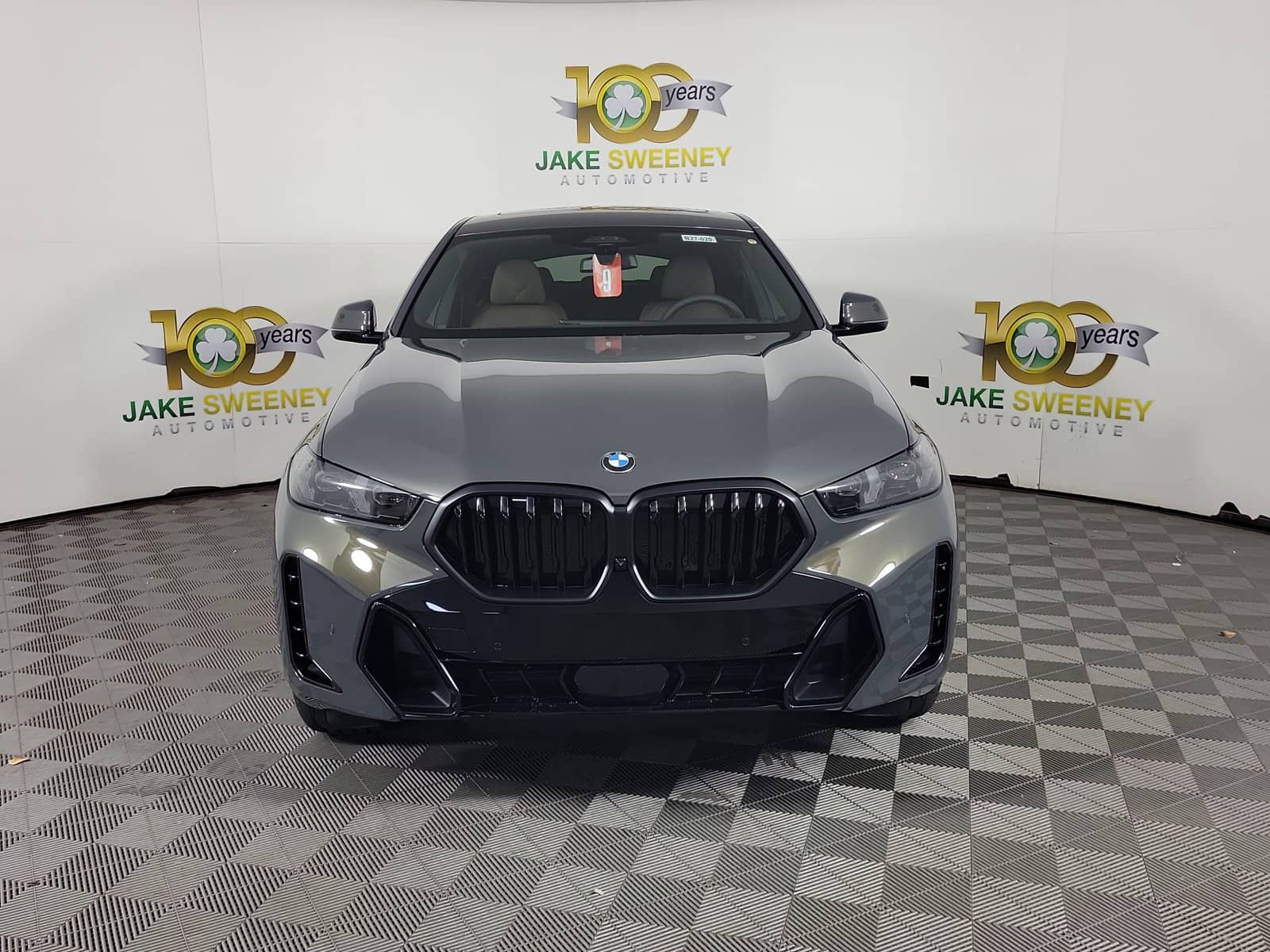 2027 BMW X6 - Image 2