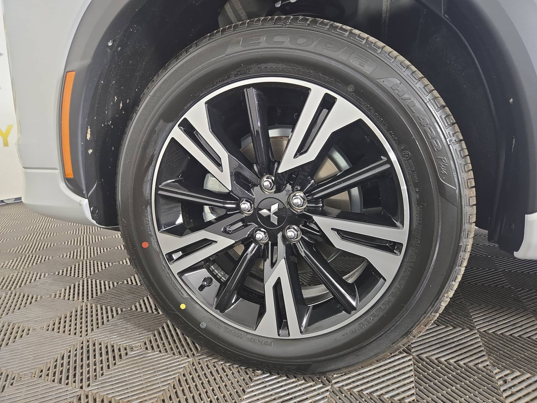 2026 Mitsubishi Eclipse Cross - Image 35
