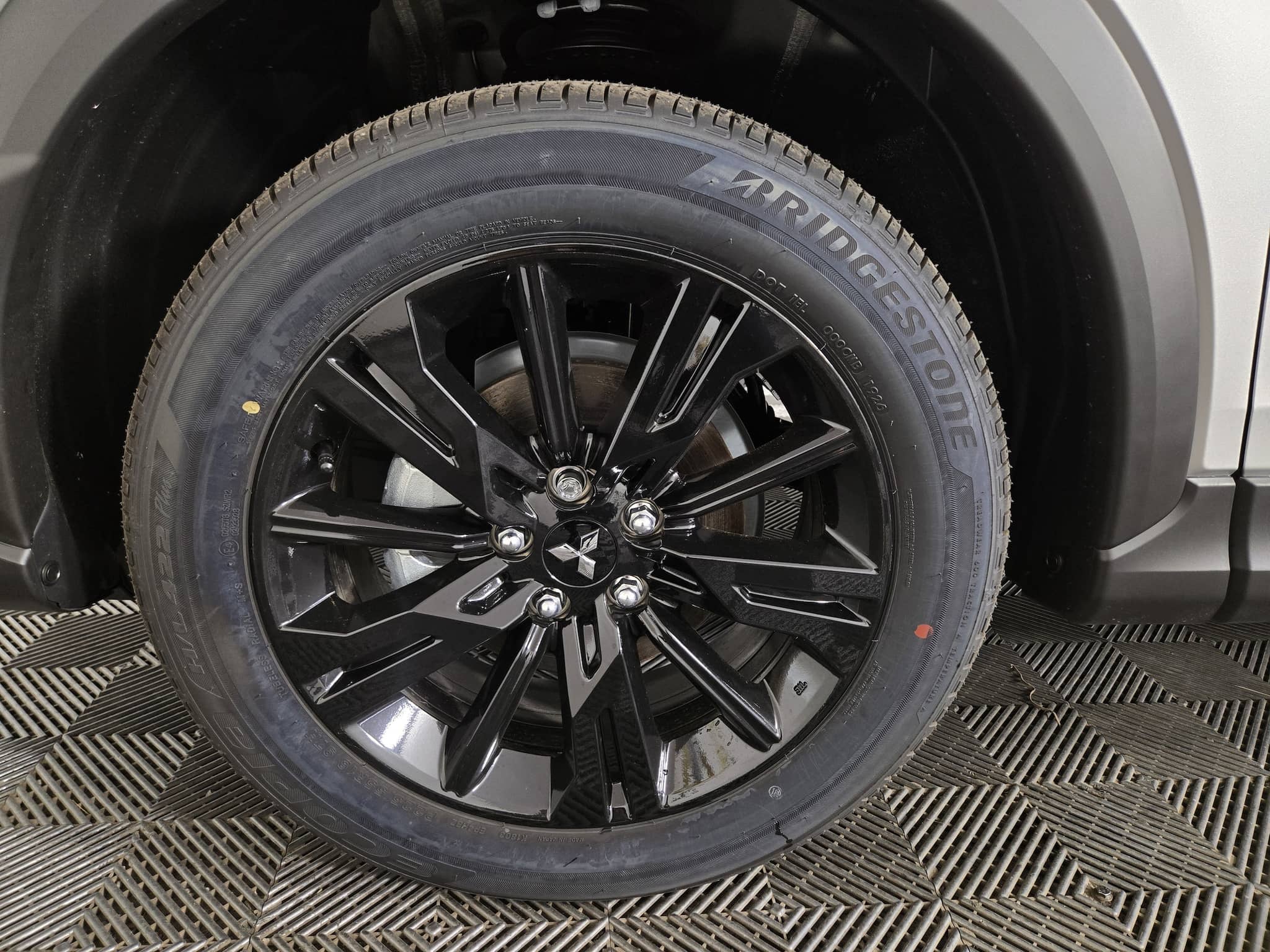 2026 Mitsubishi Eclipse Cross - Image 32