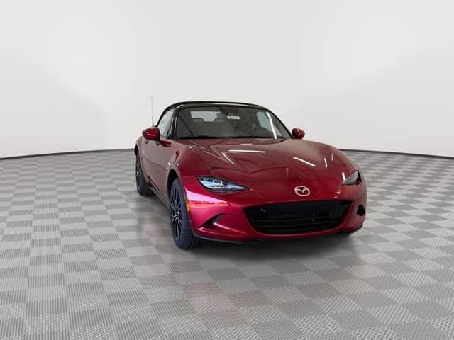 2026 Mazda MX-5 Miata - Image 2