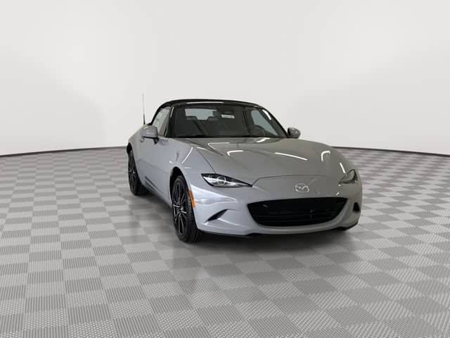 2026 Mazda MX-5 Miata - Image 2