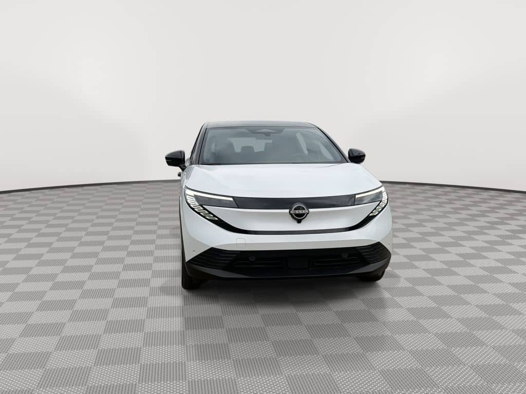 2026 Nissan LEAF - Image 3