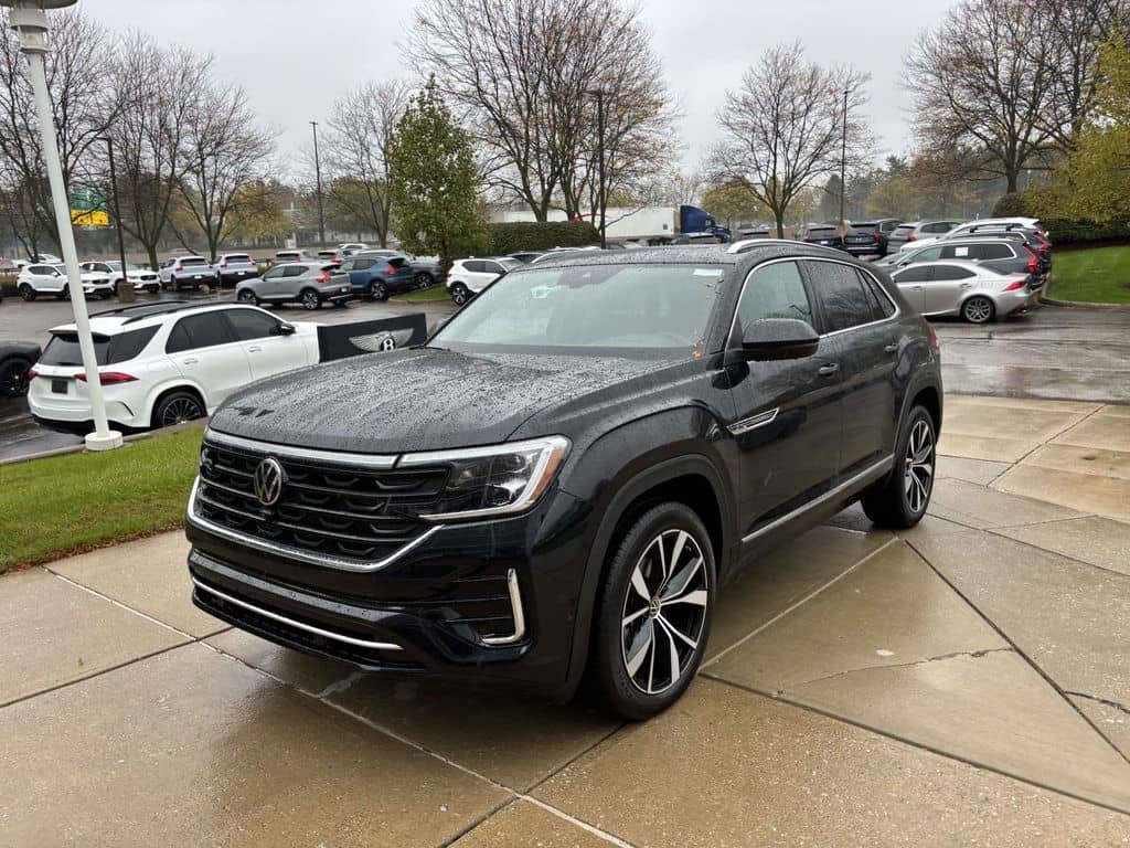 2026 Volkswagen Atlas Cross Sport - Image 3