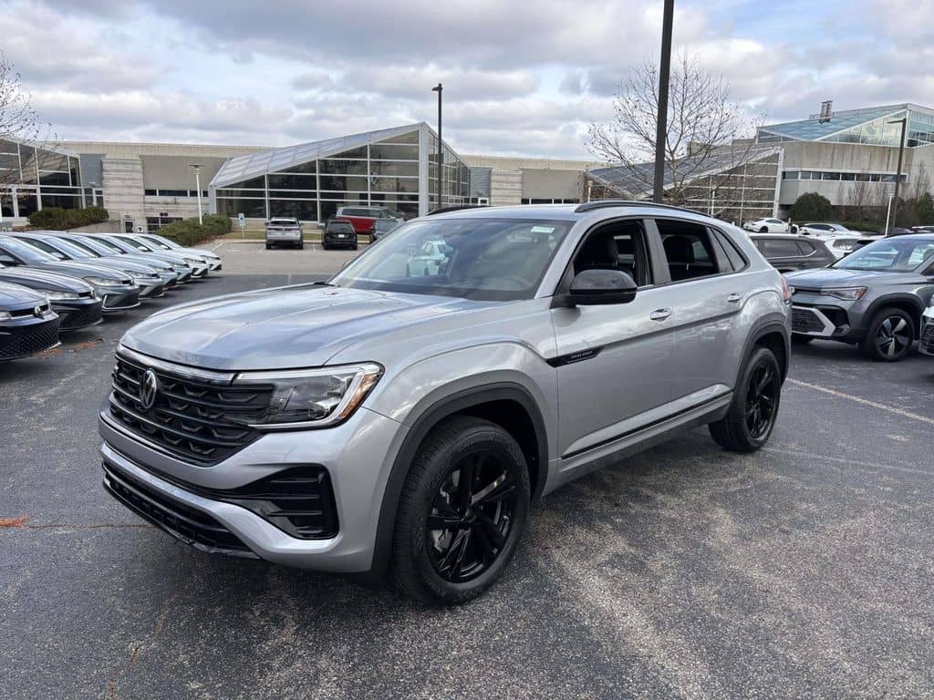 2026 Volkswagen Atlas Cross Sport - Image 3