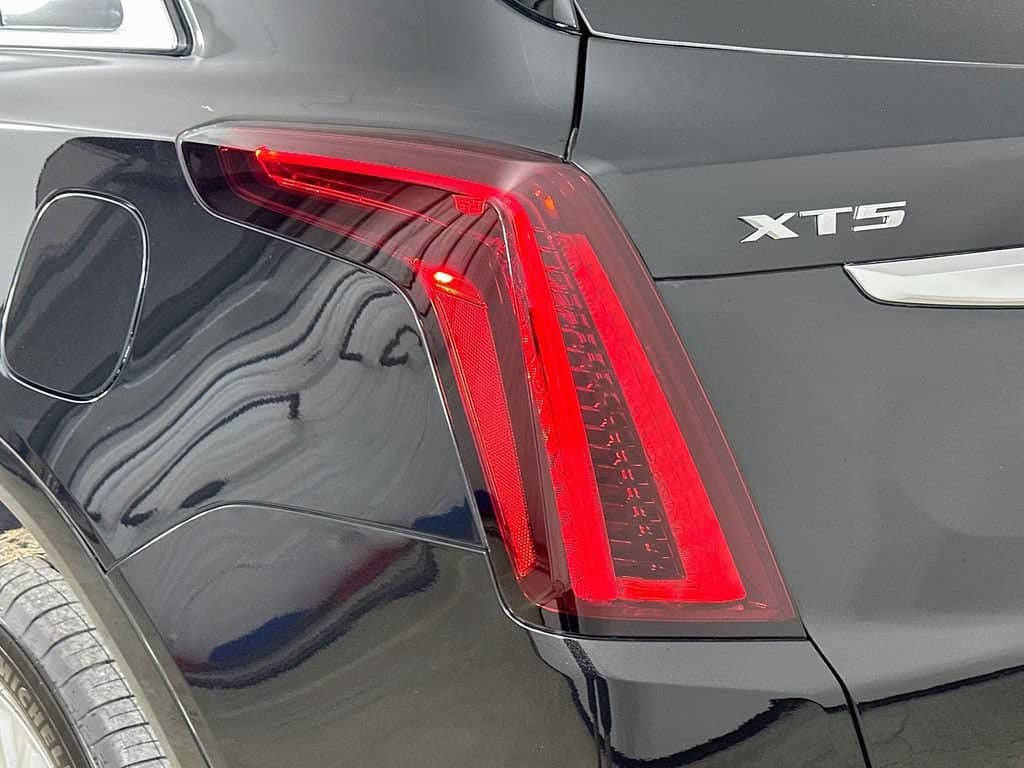 2026 Cadillac XT5 - Image 39
