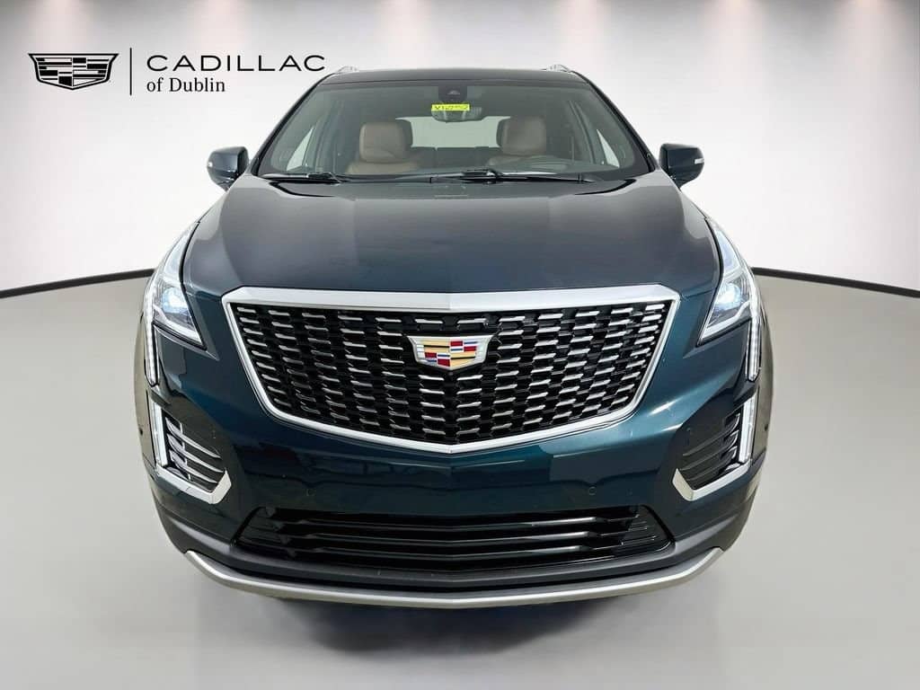 2026 Cadillac XT5 - Image 2