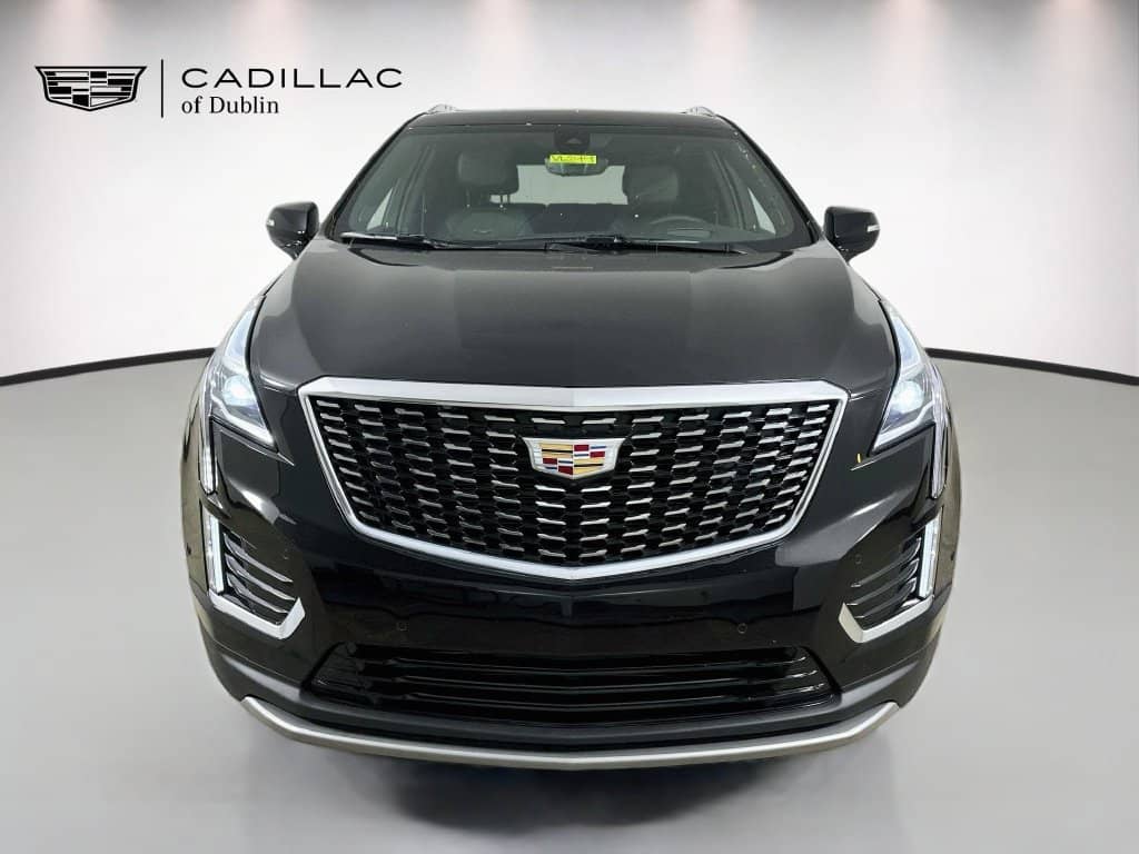 2026 Cadillac XT5 - Image 2
