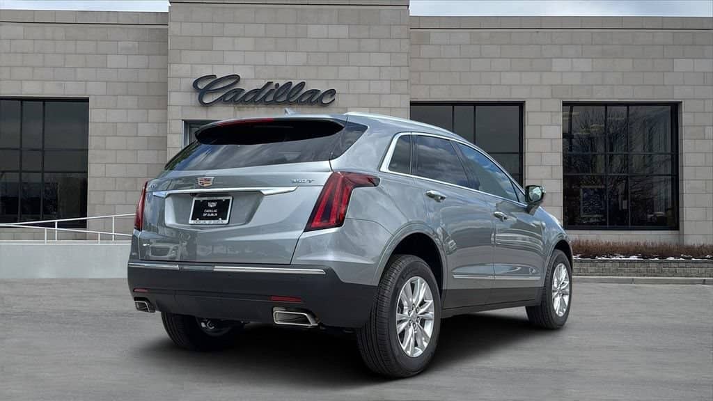 2026 Cadillac XT5 - Image 3