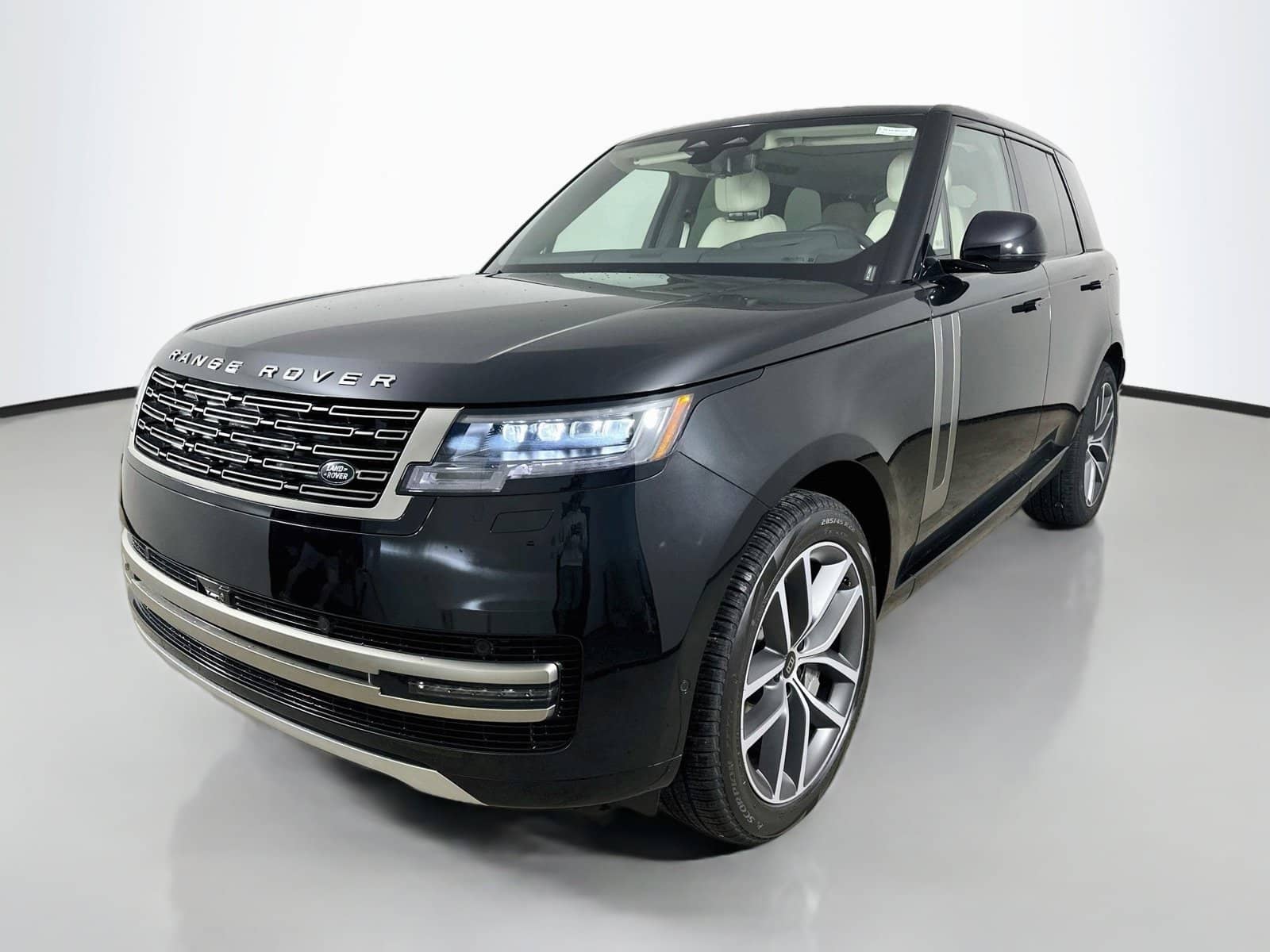 2027 Land Rover Range Rover - Image 1