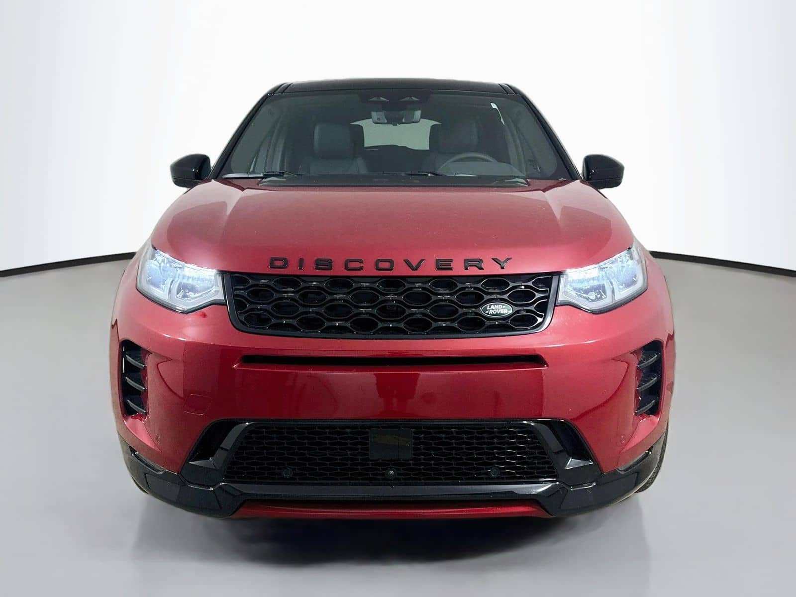 2026 Land Rover Discovery Sport - Image 2