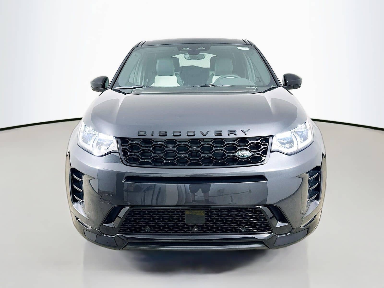 2026 Land Rover Discovery Sport - Image 2